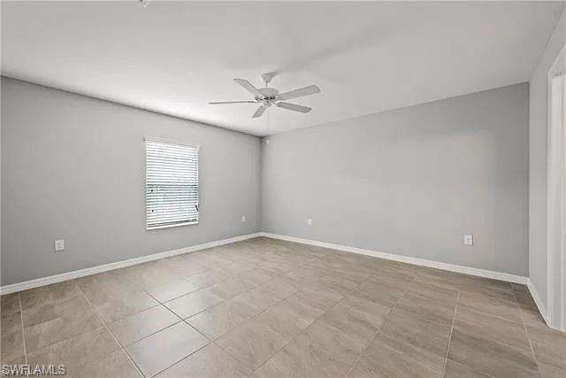 1402/1404  Trafalgar  PKWY, CAPE CORAL, FL 33991