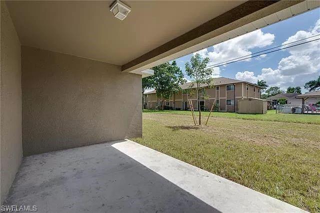 1402/1404  Trafalgar  PKWY, CAPE CORAL, FL 33991