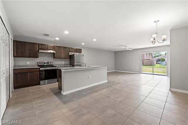 1402/1404  Trafalgar  PKWY, CAPE CORAL, FL 33991