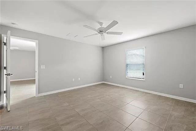 1402/1404  Trafalgar  PKWY, CAPE CORAL, FL 33991