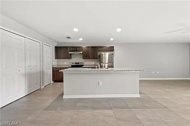 1402/1404  Trafalgar  PKWY, CAPE CORAL, FL 33991