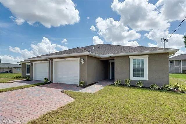 1402/1404  Trafalgar  PKWY, CAPE CORAL, FL 33991