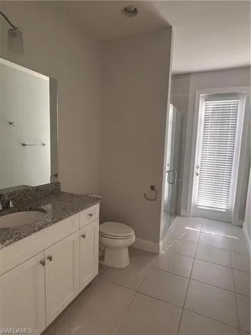 305 NE 19th  PL, Cape Coral, FL 33909