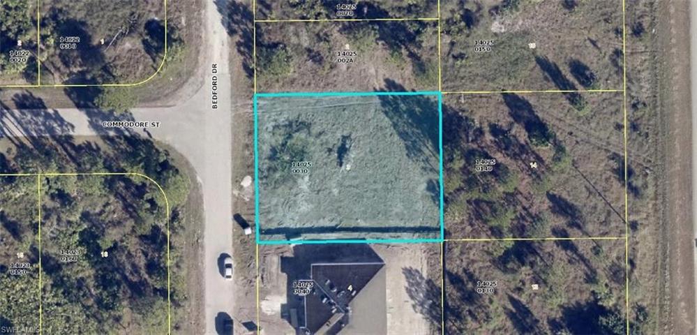 845-847  Bedford  DR, LEHIGH ACRES, FL 33974