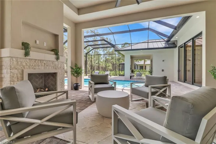 524 13th St Sw, Naples, Florida 34117