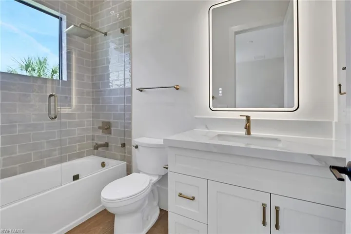 524 13th St Sw, Naples, Florida 34117