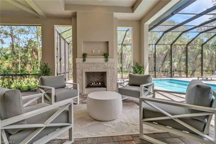 524 13th St Sw, Naples, Florida 34117