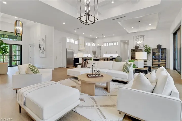 524 13th St Sw, Naples, Florida 34117