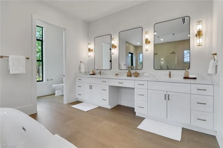 524 13th St Sw, Naples, Florida 34117