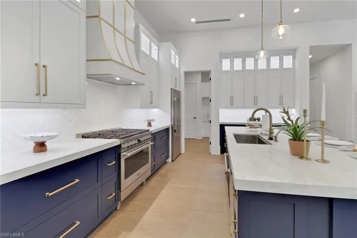 524 13th St Sw, Naples, Florida 34117