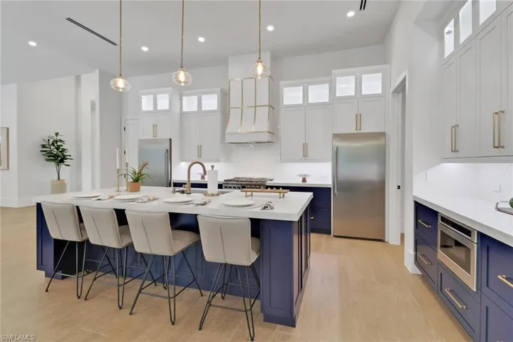 524 13th St Sw, Naples, Florida 34117