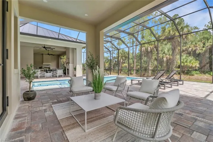 524 13th St Sw, Naples, Florida 34117
