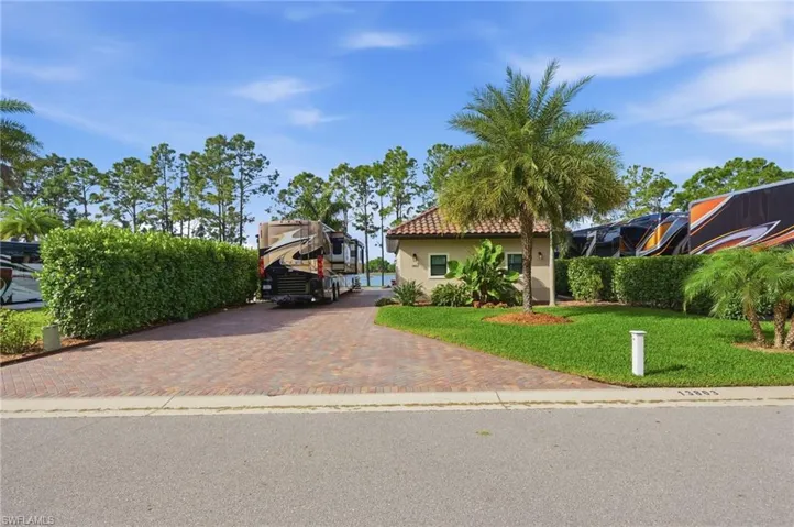 13803 Golden Palms Cir, Fort Myers, Florida 33913