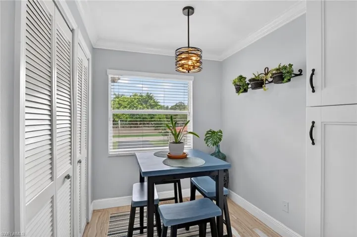 6528 Huntington Lakes Cir 202, Naples, Florida 34119