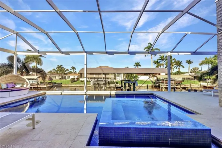 Marble Pool Deck with a 360 degree infinity overflow spa