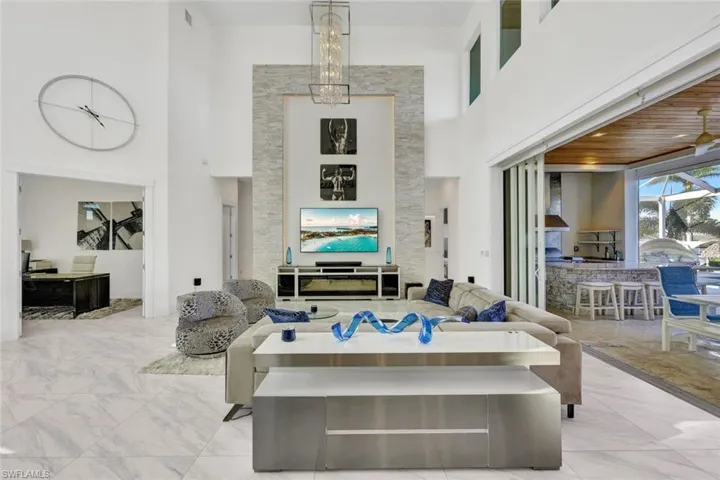 Great area for entertaining your guests