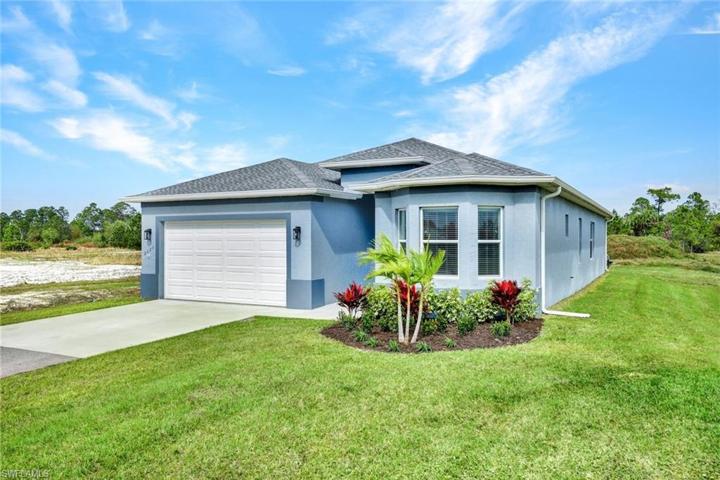 2623 45TH AVE NE, NAPLES FL 34120