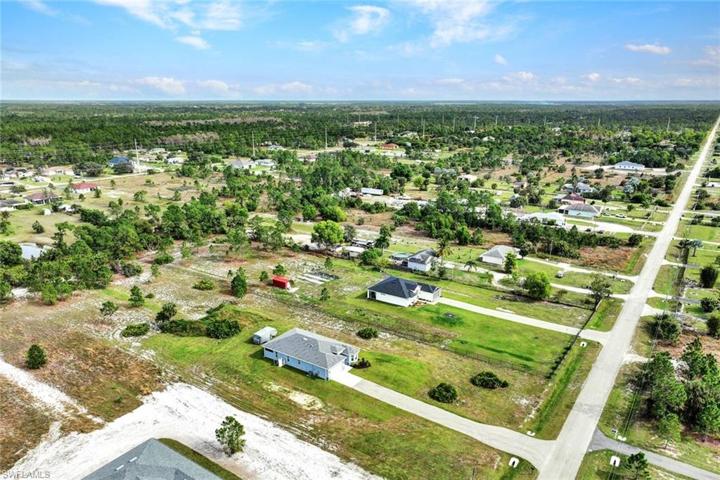 2623 45TH AVE NE, NAPLES FL 34120