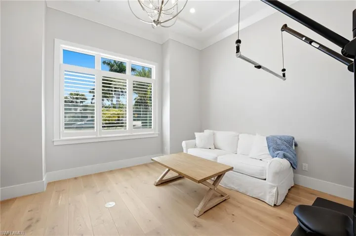 1651 Vinland Way, Naples, Florida 34105