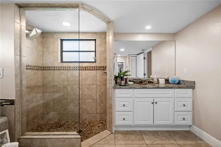 3411 Sw 2nd Ave, Cape Coral, Florida 33914