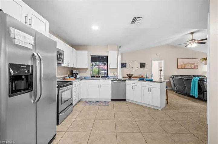 3411 Sw 2nd Ave, Cape Coral, Florida 33914