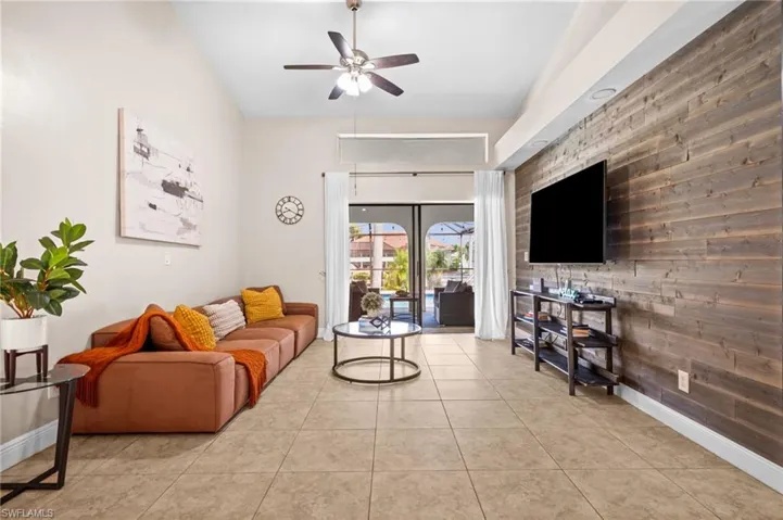3411 Sw 2nd Ave, Cape Coral, Florida 33914