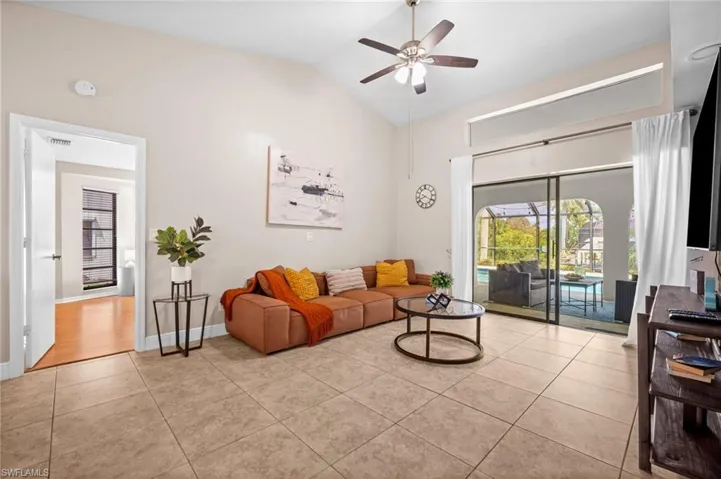 3411 Sw 2nd Ave, Cape Coral, Florida 33914