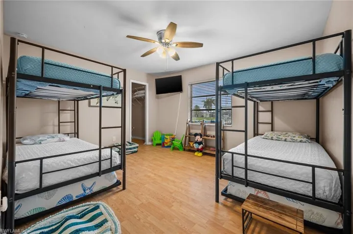 3411 Sw 2nd Ave, Cape Coral, Florida 33914