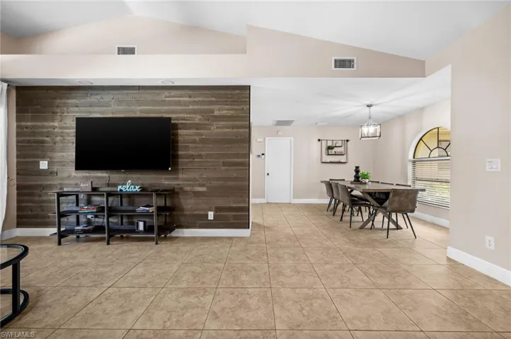 3411 Sw 2nd Ave, Cape Coral, Florida 33914