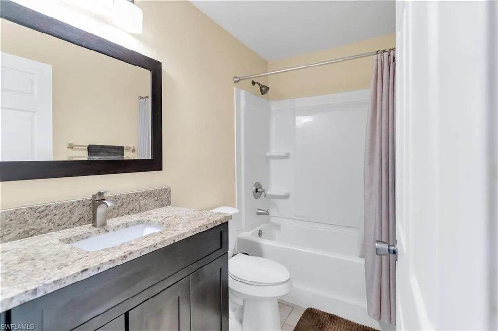 109 14th ST, Cape Coral, FL 33993,2025000227