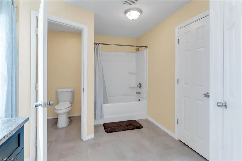 109 14th ST, Cape Coral, FL 33993,2025000227
