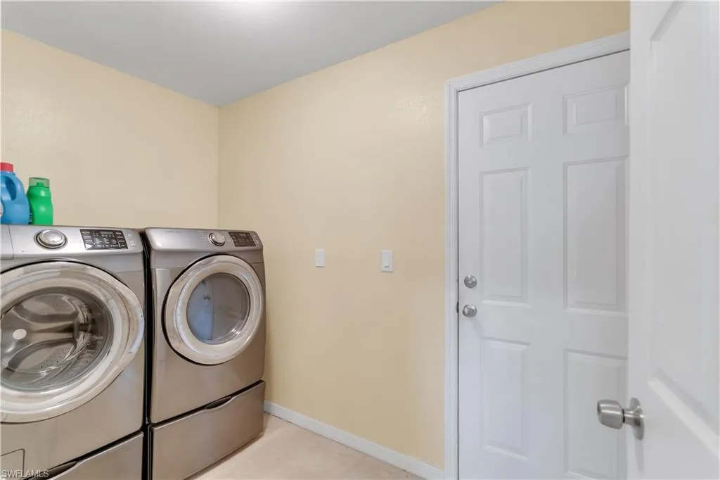 109 14th ST, Cape Coral, FL 33993,2025000227