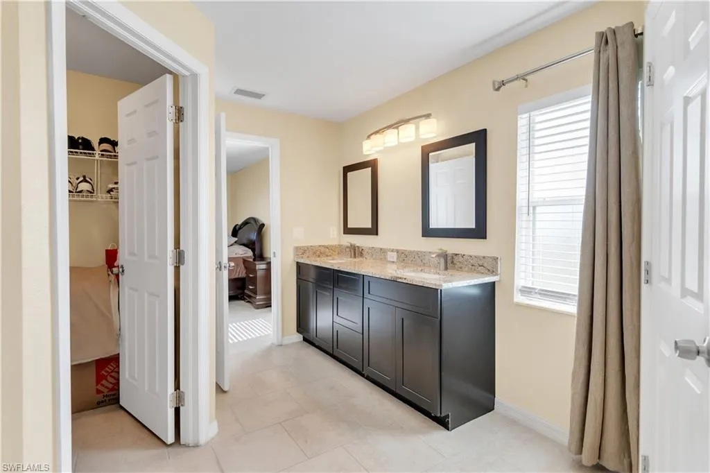 109 14th ST, Cape Coral, FL 33993,2025000227