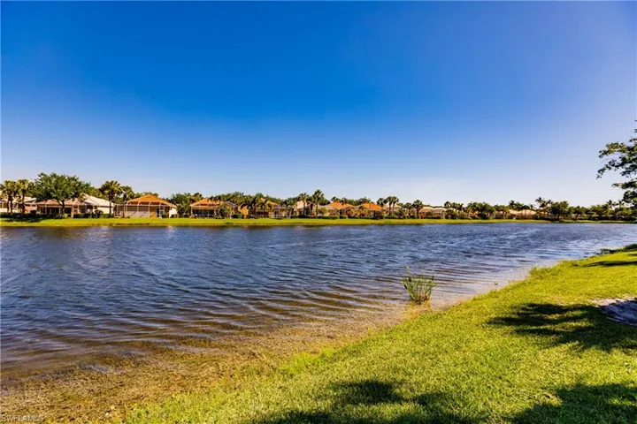 3779  Whidbey  WAY, Naples, FL 34119