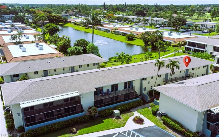 185 Palm Dr 18l, Naples, Florida 34112