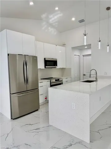 3611 21st St Sw, Lehigh Acres, Florida 33976