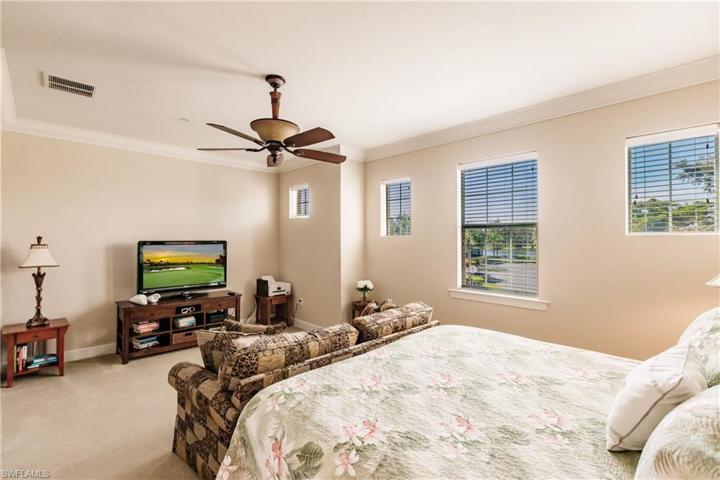 Huge third bedroom. Large enough to double as a den.