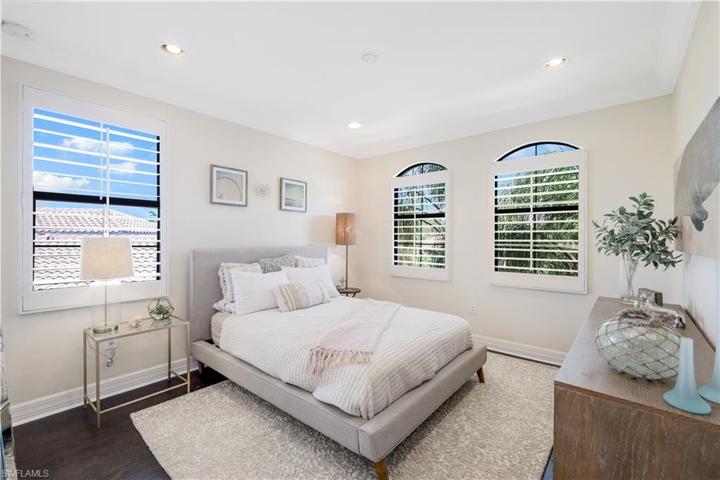 Guest suite/Bedroom 1
