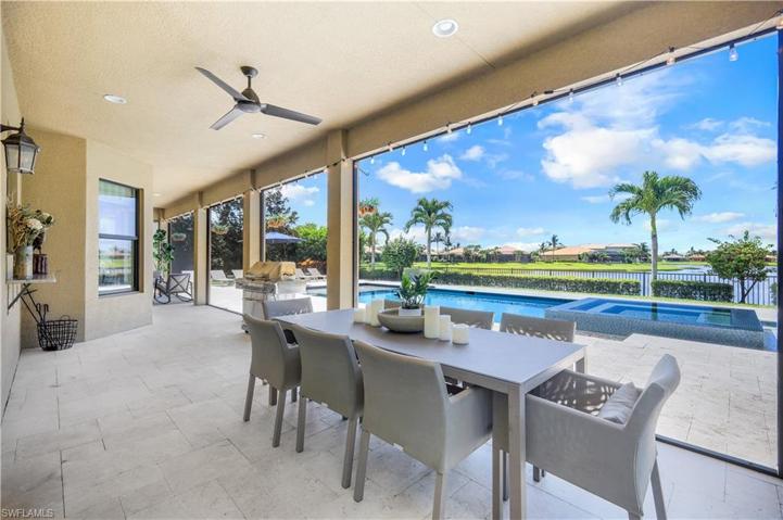 Screened Outdoor Dinning Area outside of the Formal Dinning Room