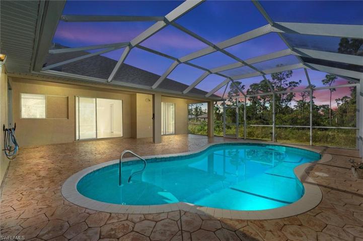 1159  Damen E ST, Lehigh Acres, FL 33974