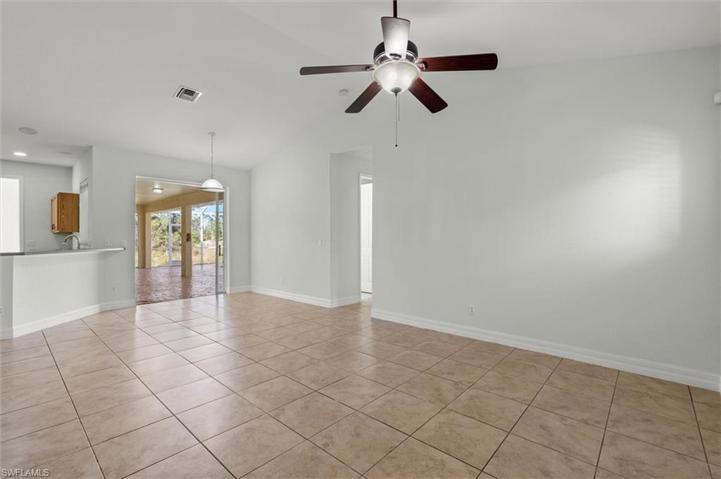1159  Damen E ST, Lehigh Acres, FL 33974