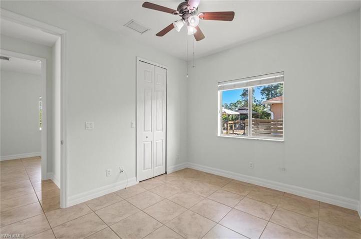 1159  Damen E ST, Lehigh Acres, FL 33974