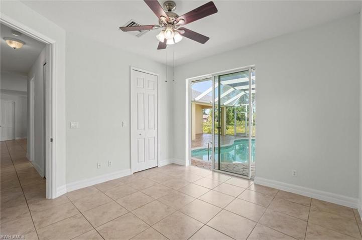 1159  Damen E ST, Lehigh Acres, FL 33974