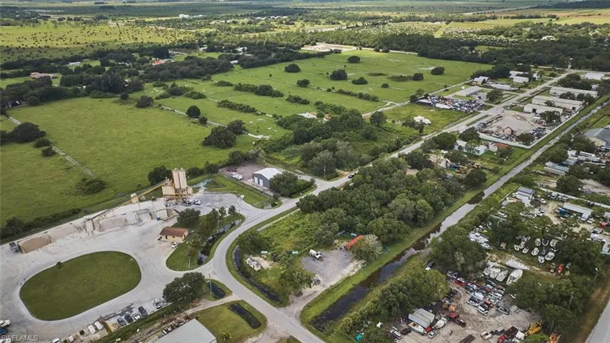 400 S Industrial Loop, Labelle, Florida 33935