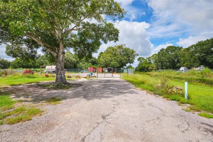 400 S Industrial Loop, Labelle, Florida 33935