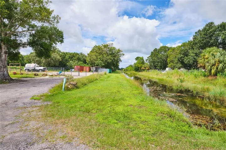 400 S Industrial Loop, Labelle, Florida 33935