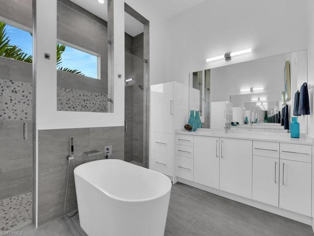 Master Suite Bath