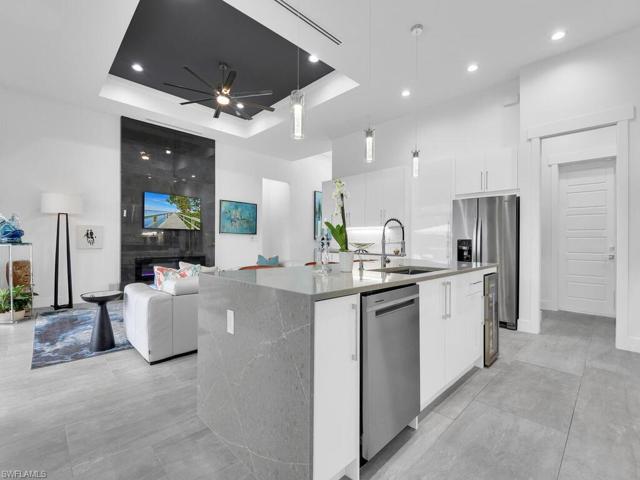 Kitchen w/ Wide Island