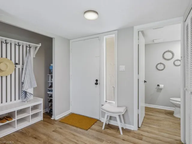 Entrance with half bath