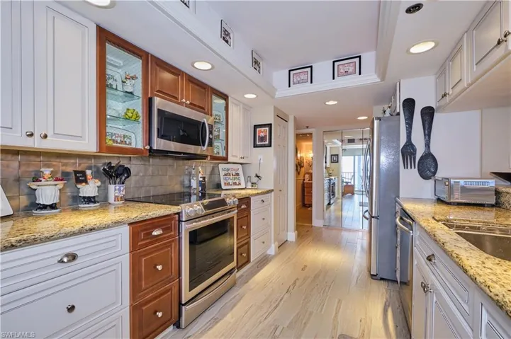 5550 Heron Point Dr # 1601, Naples, Florida 34108